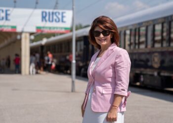 Десислава Атанасова избра да бъде депутат от Русе
