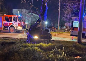 22-годишен е в кома след жестока катастрофа на бул.“Липник“