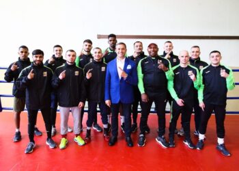 Радослав Росенов от БК „Русе“ представя България на Световното по бокс