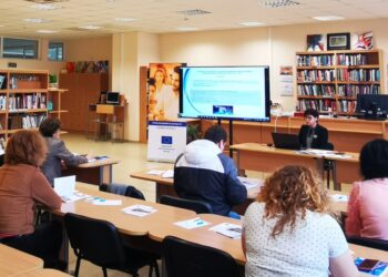 Студенти и преподаватели в Русенския университет се запознаха с европрограмите за 2023-а