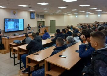 Семинар “Тенденции в микроелектрониката” в Русенския университет