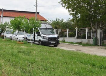 Проверки на къщи във Ветово извърши полицията по линия на КОНПИ /ВИДЕО/