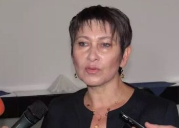 Съдът в Русе отмени отнемането на титлата „доктор“ на бившия министър Даниела Везиева