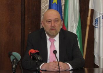 Областният управител на Русе Анатоли Станев подава оставка