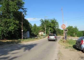 Международен ден за безопасно преминаване през жп прелезите – 15 юни