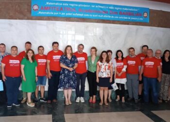 Съвместен семинар на докторанти от Русенския университет и Университета в Питещ