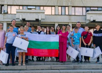 Българчета от Тараклия гостуват за първи път в Русе