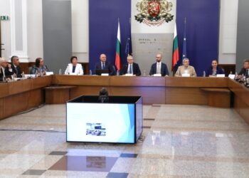 64 деца от Русенско са върнати в клас за последните 2 месеца