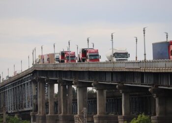 Днес: Спират преди обед за кратко движението по Дунав мост