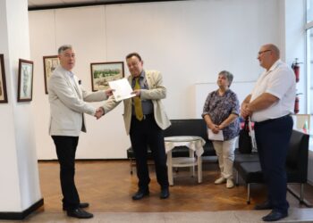 Славейко Петров откри изложбата си, посветена на 30 години творческа дейност