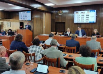 Преди изборите: Отчетът на кмета на Русе разбуни политическите страсти /ВИДЕО/