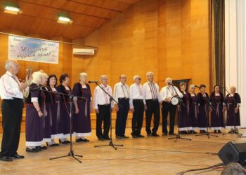 В Русе: Пенсионери от България, Румъния и Молдова доказват, че за таланта възраст няма