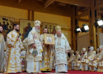 Митрополит Наум получи орден от Румънския патриарх на празника на Св.Димитър Басарбовски