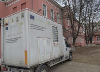 Мобилна станция извършва извънредни измервания в Русе