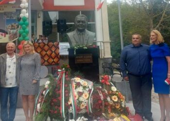 Горно Абланово отдаде почит на големия Игнат Канев с паметник