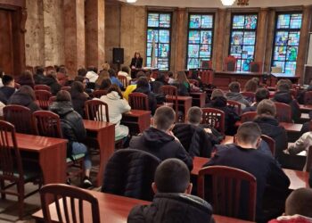 Ученици от СУ „Васил Левски“ се запознаха с киберпрестъпленията и как да се пазят