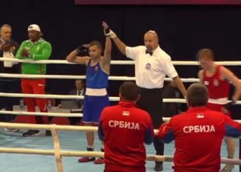 Русенецът Радослав Росенов си осигури медал на Европейското по бокс