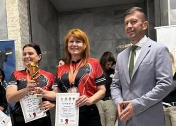 Полицайки от Русе с призови места в турнир по стрелба с пистолет