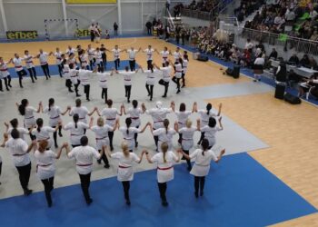 „Беленско хоро“ се превърна отново в празник, най-многобройни – клуб “Нашенци”