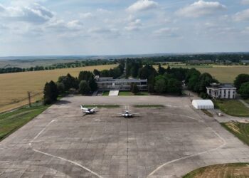 Операторът на летище Русе внесе документи за сертифицирането му за граждански полети