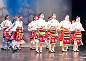 Общинският детски център за култура и изкуство ще отбележи Коледа с редица концерти