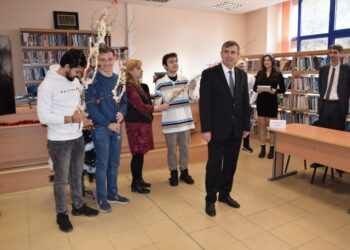 Чуждестранните студенти в Русенския университет се запознаха с българските традиции за Коледа