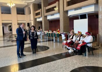 Кметът на Русе уважи благотворително събитие на Съюза на пенсионерите за Бабинден