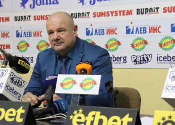 Кандидатът за президент на БФС Манол Иванов представи визията си в Русе