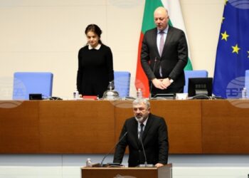 Драгомир Драганов се закле като депутат от Русе