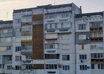 Блок в Русе трябва да доплати 1 млн.лв. за саниране по програмата /ВИДЕО/