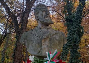 Русенци ще почетат Ботев пред паметника му в Букурещ