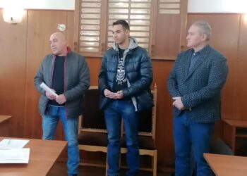 Децата и жителите на Бяла заедно с общината дариха надежда на Цветелин