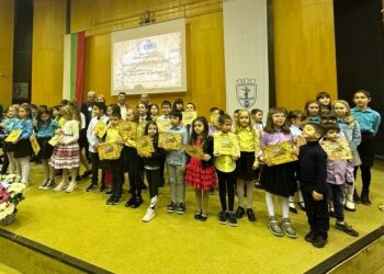Над 330 ученици взеха участие в конкурса рецитал „За да я има България” в Русе