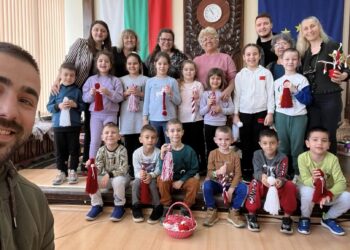 Децата от ДГ „Здравец“ в Глоджево направиха работилничка за мартеници