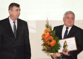 Акад. Христо Белоев бе удостоен със званието „Почетен ректор на Русенския университет“