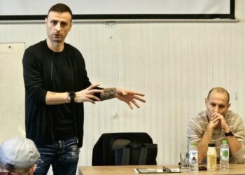 Димитър Бербатов представи в Русе програмата си за българския футбол