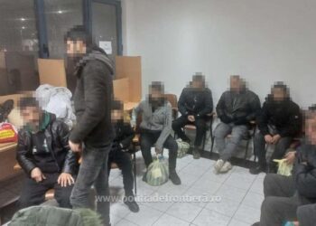 13 сирийци, укриващи се в камион с вода, бяха открити на Дунав мост /ВИДЕО/