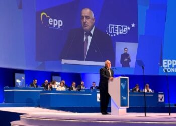 Бойко Борисов поиска сухопътен Шенген и даде пример с Дунав мост при Русе