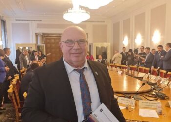 Зам.-кметът Енчо Енчев участва в заседание на парламентарни комисии относно санирането