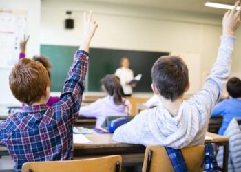 Учениците ще могат да отсъстват до 15 дни с бележка от родител