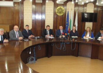Двама инженери и треньор по борба са новите зам.-кметове на Русе /ПЪЛЕН ЗАПИС/