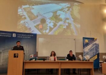 Студенти от Русенския университет се запознаха с възможностите за стаж и работа в „Тракция“ АД