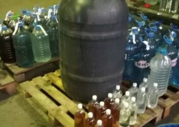 Полицията и митницата разкриха нелегални казани и алкохол в Русенско