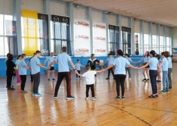 Със спорт и сини светлини в Русе се отбелязва Денят на аутизма