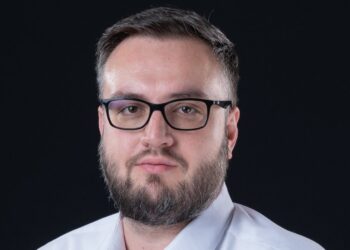 „Продължаваме Промяната“ смени и общинския председател в Русе