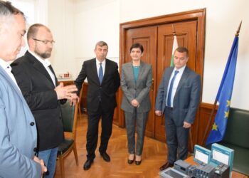 Русенският университет получи безвъзмездно дарение от Siemens