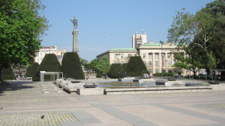 Оранжев код за опасни жеги утре в Русенско, чакат се 41 градуса
