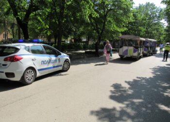 Пешеходка пострада при обиколката на атракционното влакче в Русе /ВИДЕО/