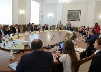 МОСВ представи пред екокомисията в парламента промени относно неприятните миризми