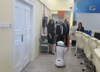 Посланикът на Словения Наташа Бергел гостува в Русенския университет